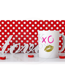 Load image into Gallery viewer, XO Mug