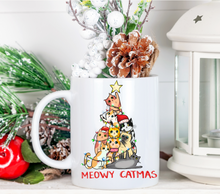 Load image into Gallery viewer, Animal Christmas Mugs